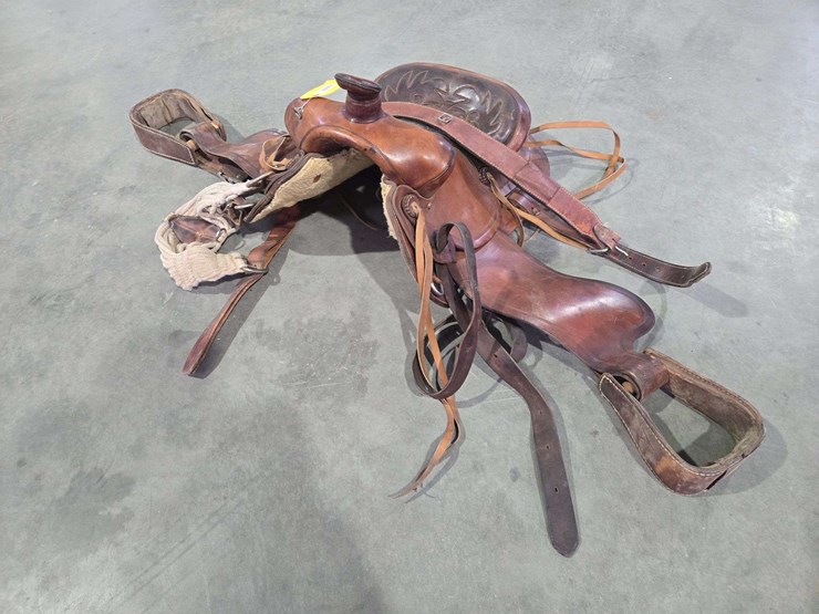 riding-saddle-image-1