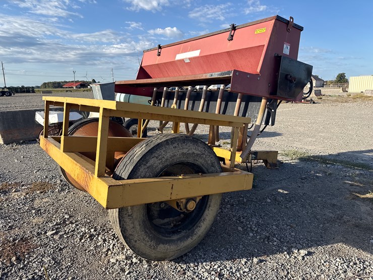 #410-•-scott-levee-packer-w/-seeder-inv#28645-image-3