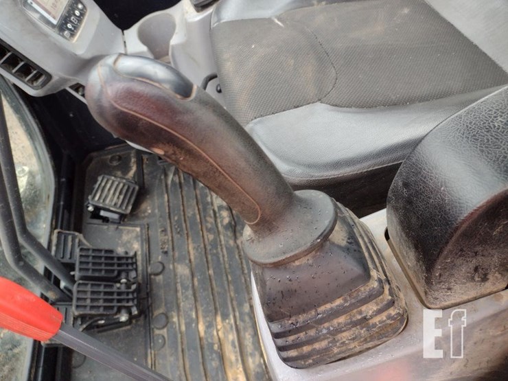 kubota-kx040-4-image-12