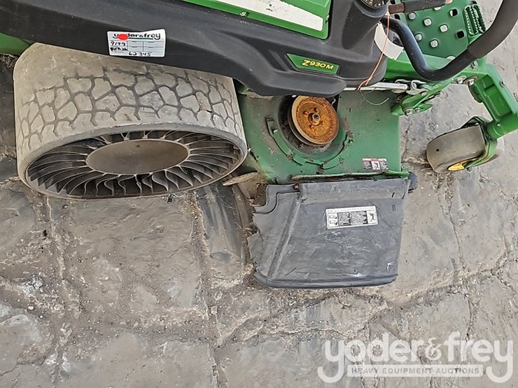 2018-john-deere-z930m-image-12