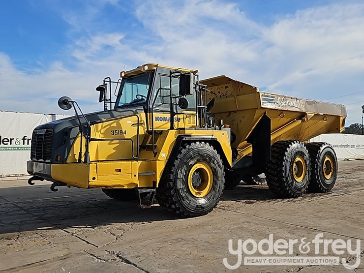 2015-komatsu-hm400-image-1