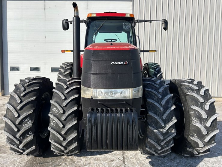 2009-case-ih-magnum-335-image-4
