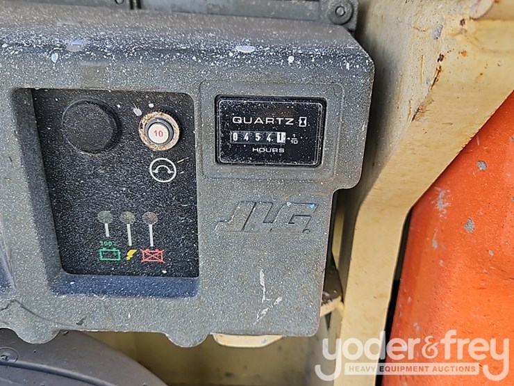 2017-jlg-1930es-image-15