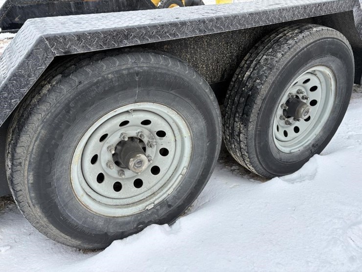 2021-novae-20'-skidsteer-trailer-image-5