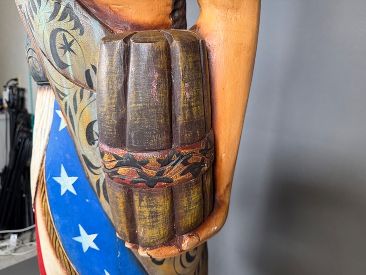 #9-•-#5020-•-life-size-6’8”-cigar-store-indian-statue-image-14