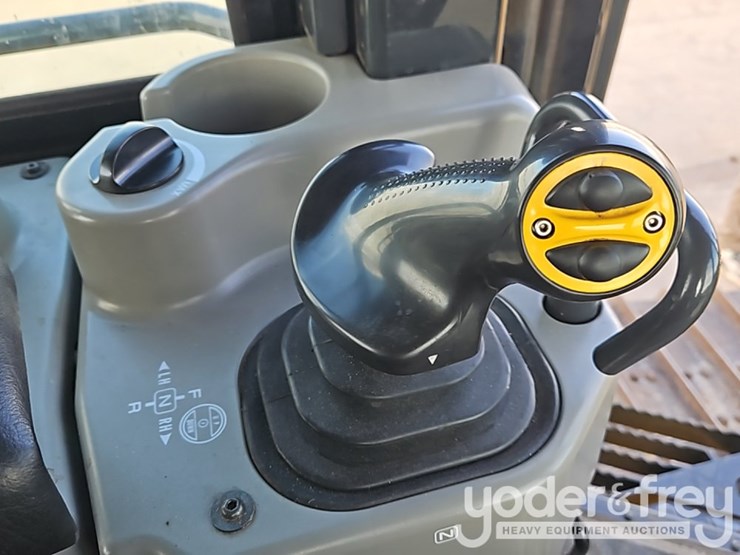 2021-komatsu-d51px-24-image-29