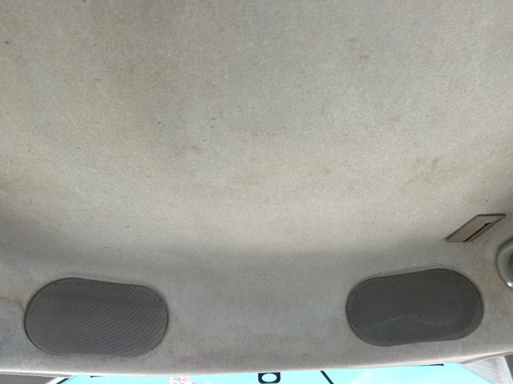 2009-case-ih-magnum-335-image-43