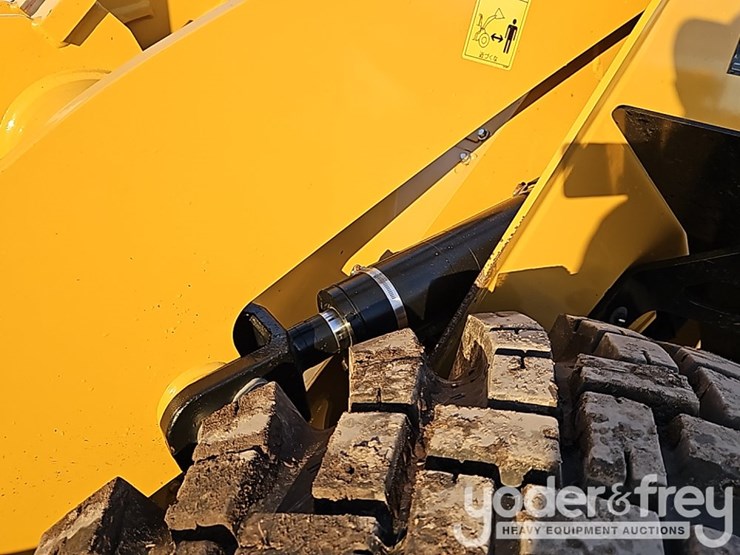 caterpillar-910-image-17