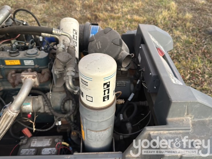 2018-atlas-copco-110-cfm-image-14