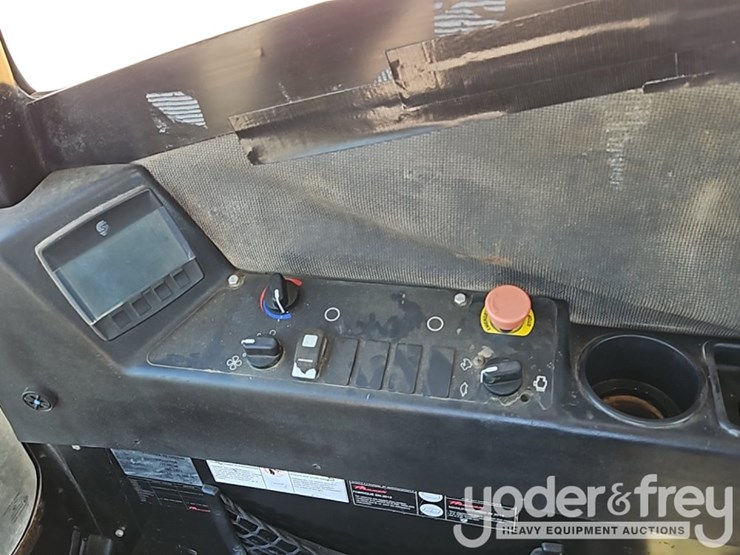 2013-prinoth-panther-t8-image-31