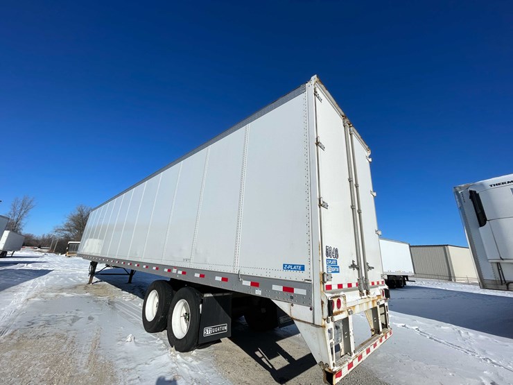 2023-stoughton-trailer-image-6