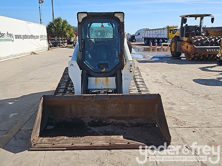 2017-bobcat-t770-image-14