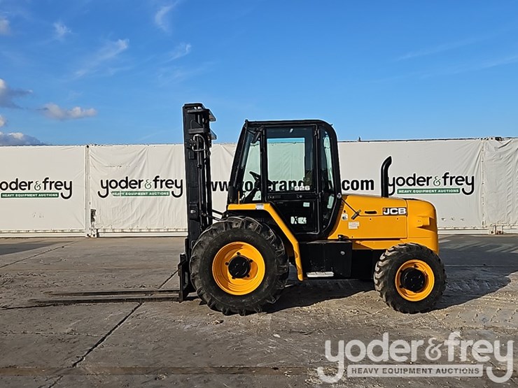 2016-jcb-926-image-2