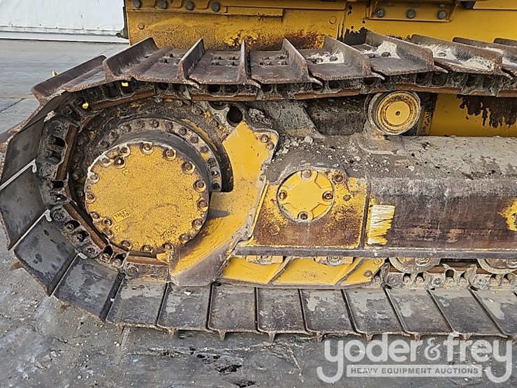 2021-komatsu-d51px-24-image-9