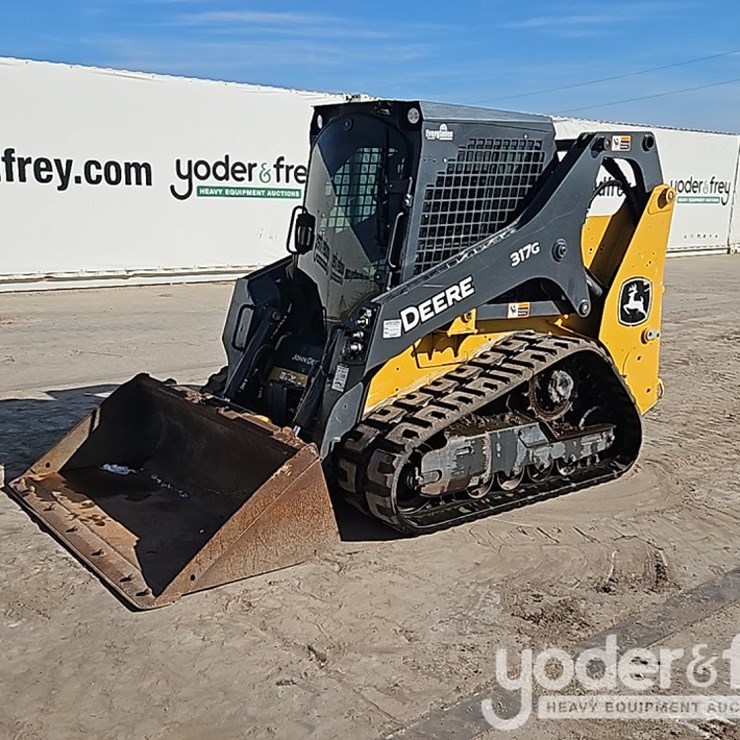 2023 DEERE 317G