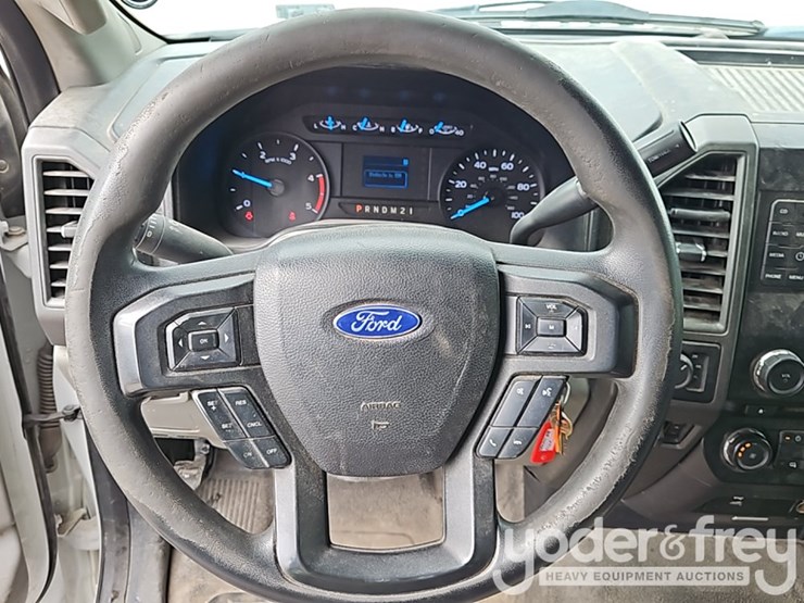 2017-ford-f550-image-29