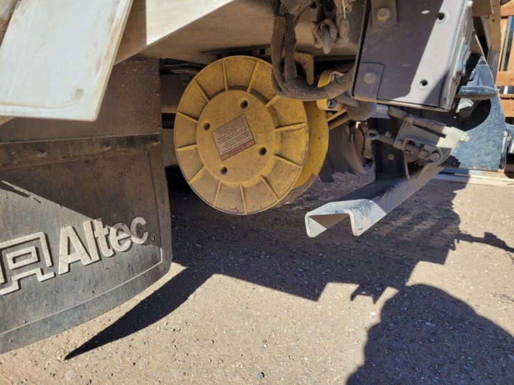 2019-ford-f550-image-14