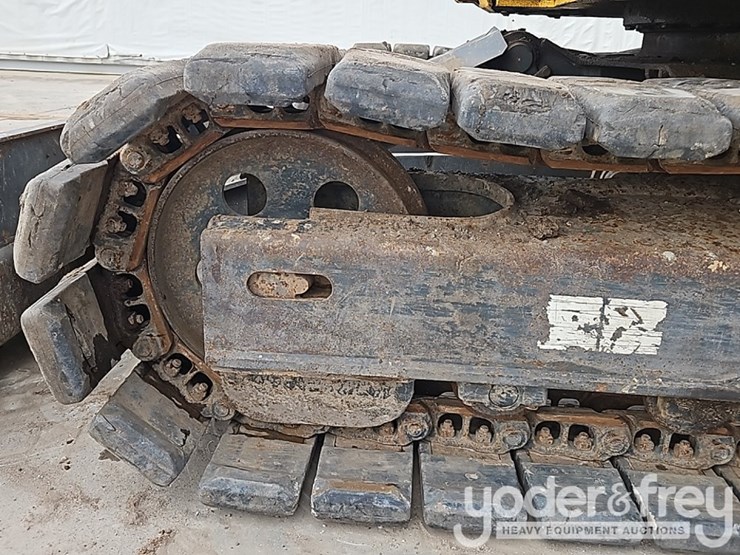 2010-komatsu-pc78us-8-image-23