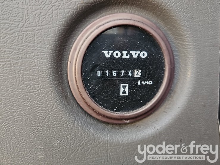 2020-volvo-ecr88d-image-40