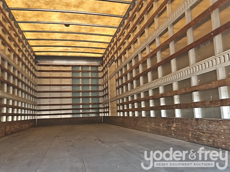 2016-international-durastar-4300-image-18