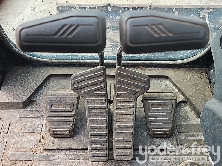 2022-sany-sy135c-image-40