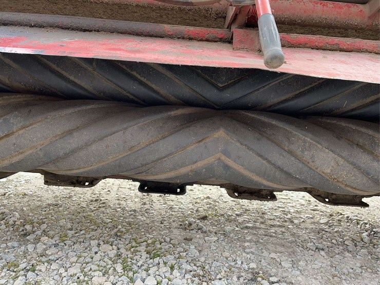 new-holland-1431-image-9