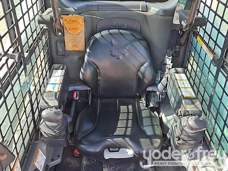 2019-bobcat-t870-image-25