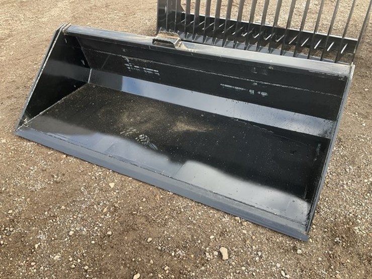 #1371-•-unused-kc-78"in-bucket-with-single-blade-image-3