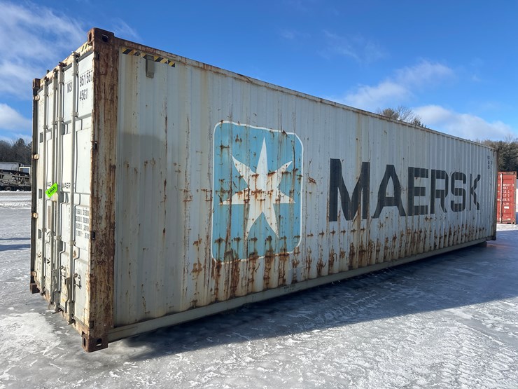 #5007-•-40’-shipping-container-image-1
