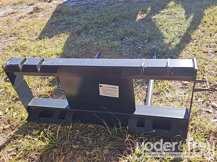 jct-bale-spear-to-suit-skidsteer-image-2