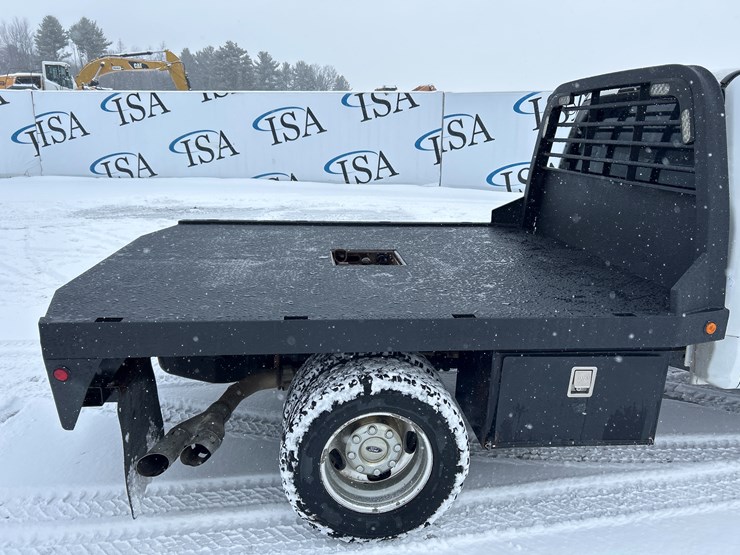 2017-ford-f350-image-17