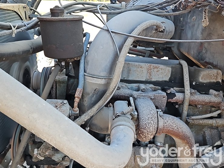 1988-ford-l8000-image-23