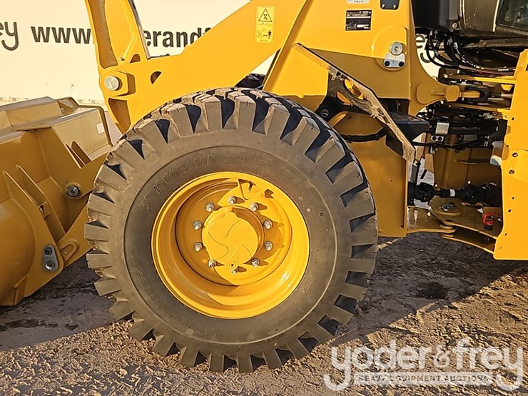 caterpillar-910-image-18