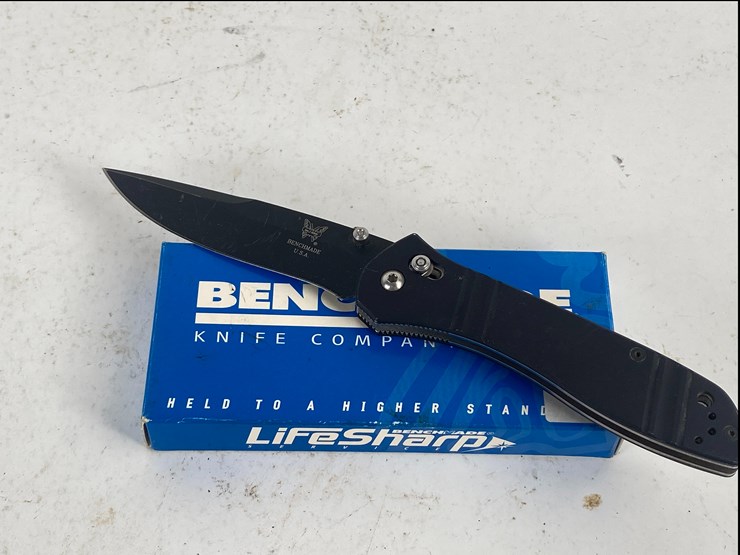 #24-•-#5132-•-benchmade-710bt-axis-lock-knife-nib-bt2-coated-blade-4"-designed-by-mchenry-and-williams-image-1