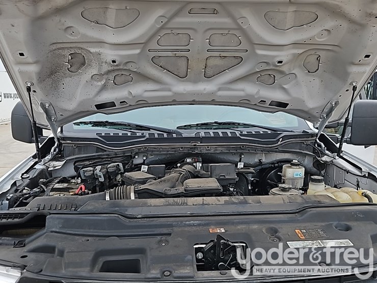 2022-ford-f250-image-18