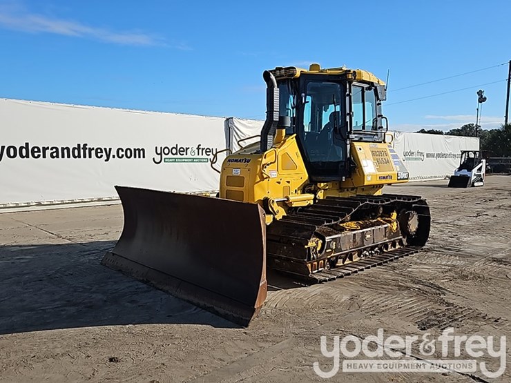 2021-komatsu-d51pxi-24-image-1