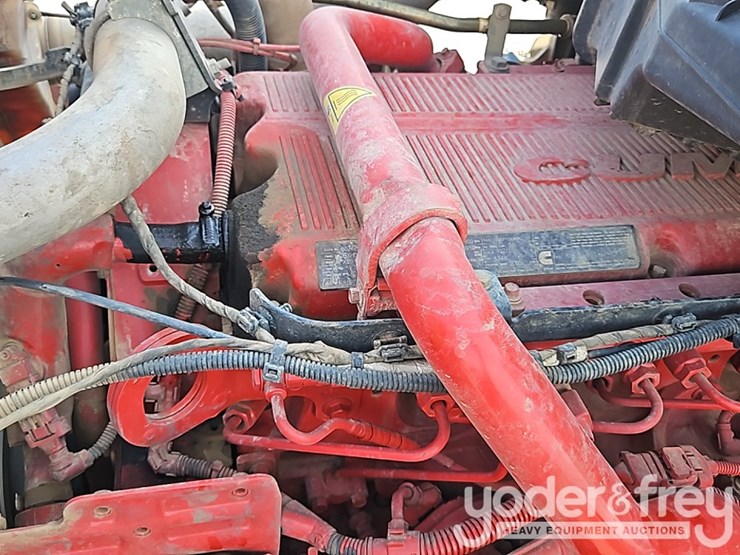 2021-kenworth-t880-image-24