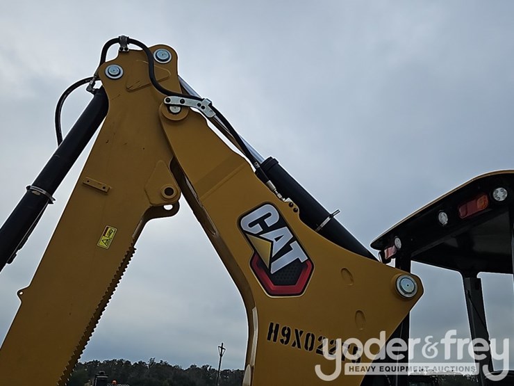 2022-caterpillar-420-xe-image-19