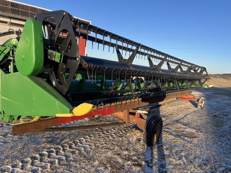 john-deere-630f-image-1