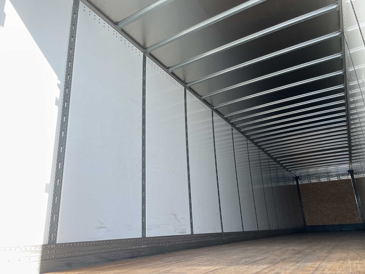 2022-stoughton-trailer-image-34