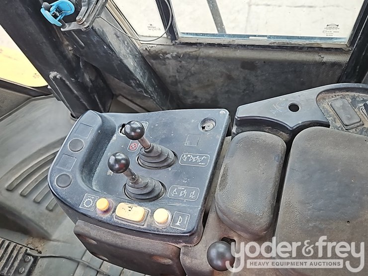 2011-caterpillar-972h-image-23