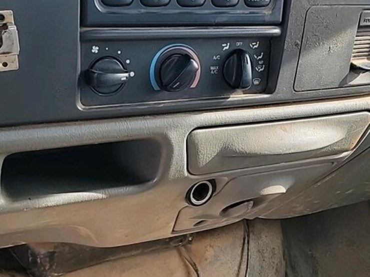 2002-ford-f350-image-14