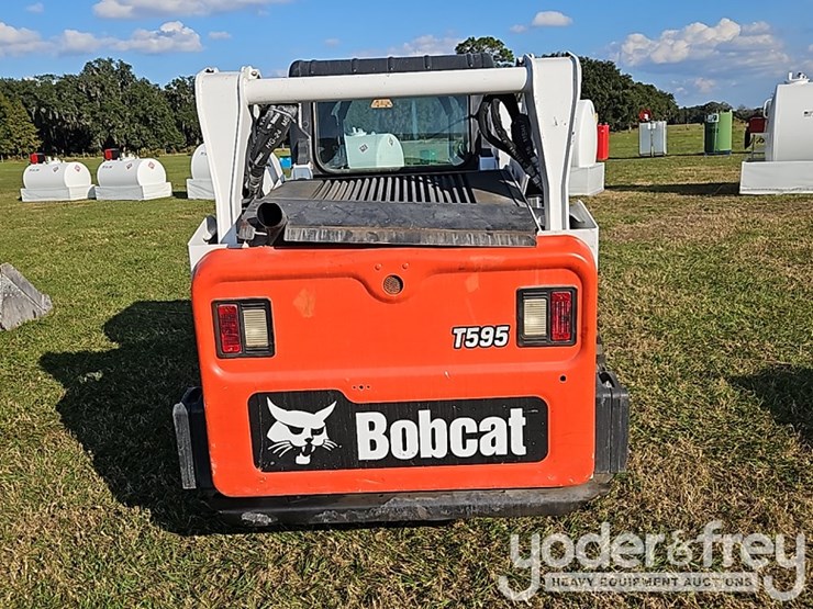 2019-bobcat-t595-image-15
