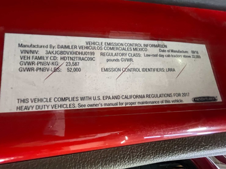 #6227-•-2018-freightliner-cascadia-day-cab-semi-truck-(title-in-delay)-image-73