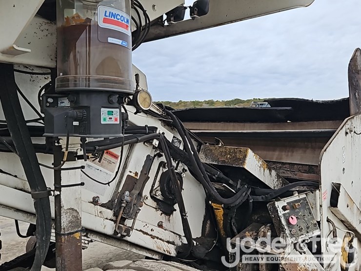 2015-weiler-e1250a-image-23