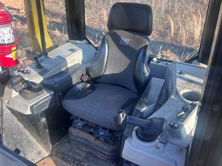 caterpillar-d6n-lgp-image-44