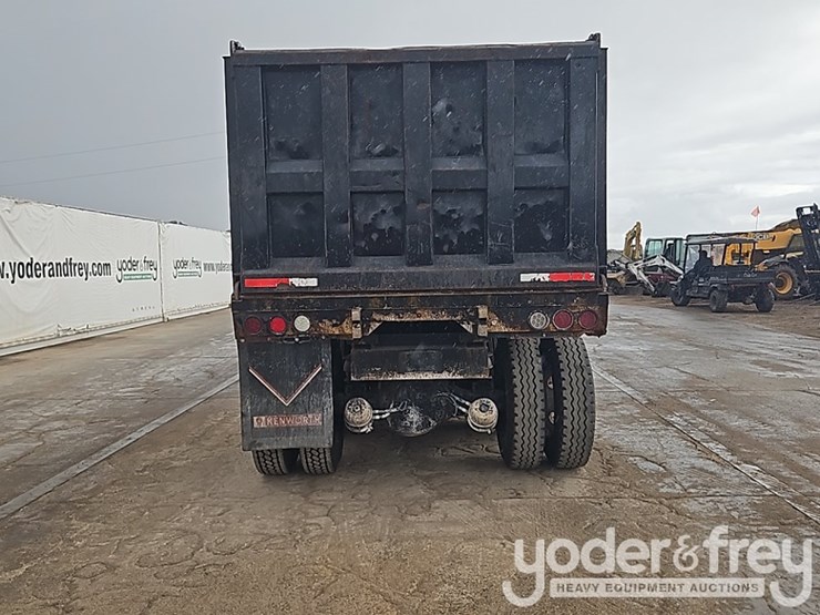 2009-kenworth-w900-image-19