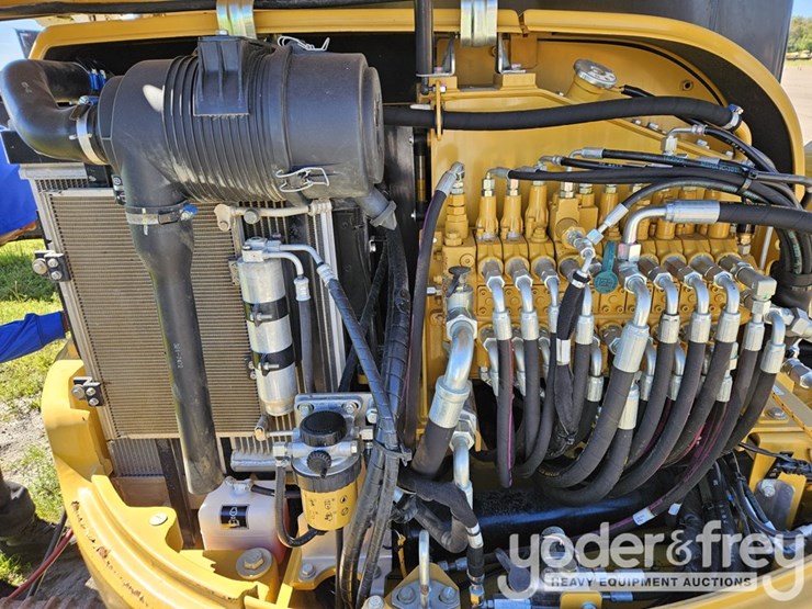 2014-caterpillar-305e-cr-image-31