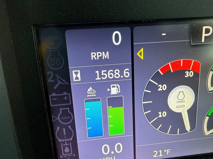 2023-deere-260e-image-13