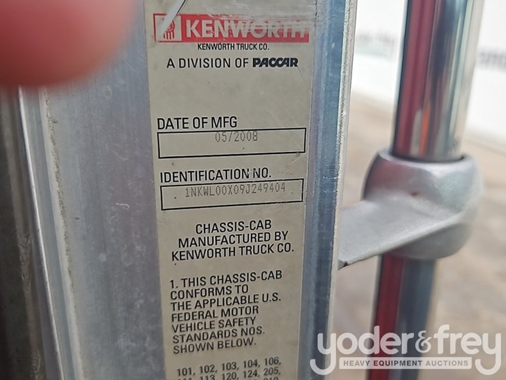 2009-kenworth-w900-image-41